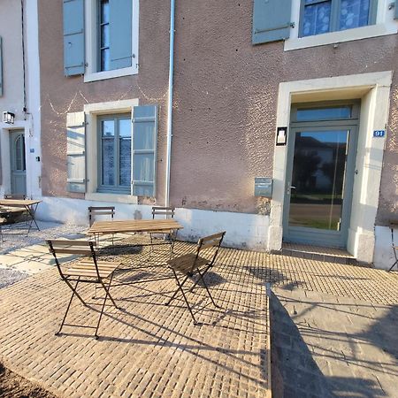 Gite Coeurdacier Monthureux-sur-Saône Exterior foto