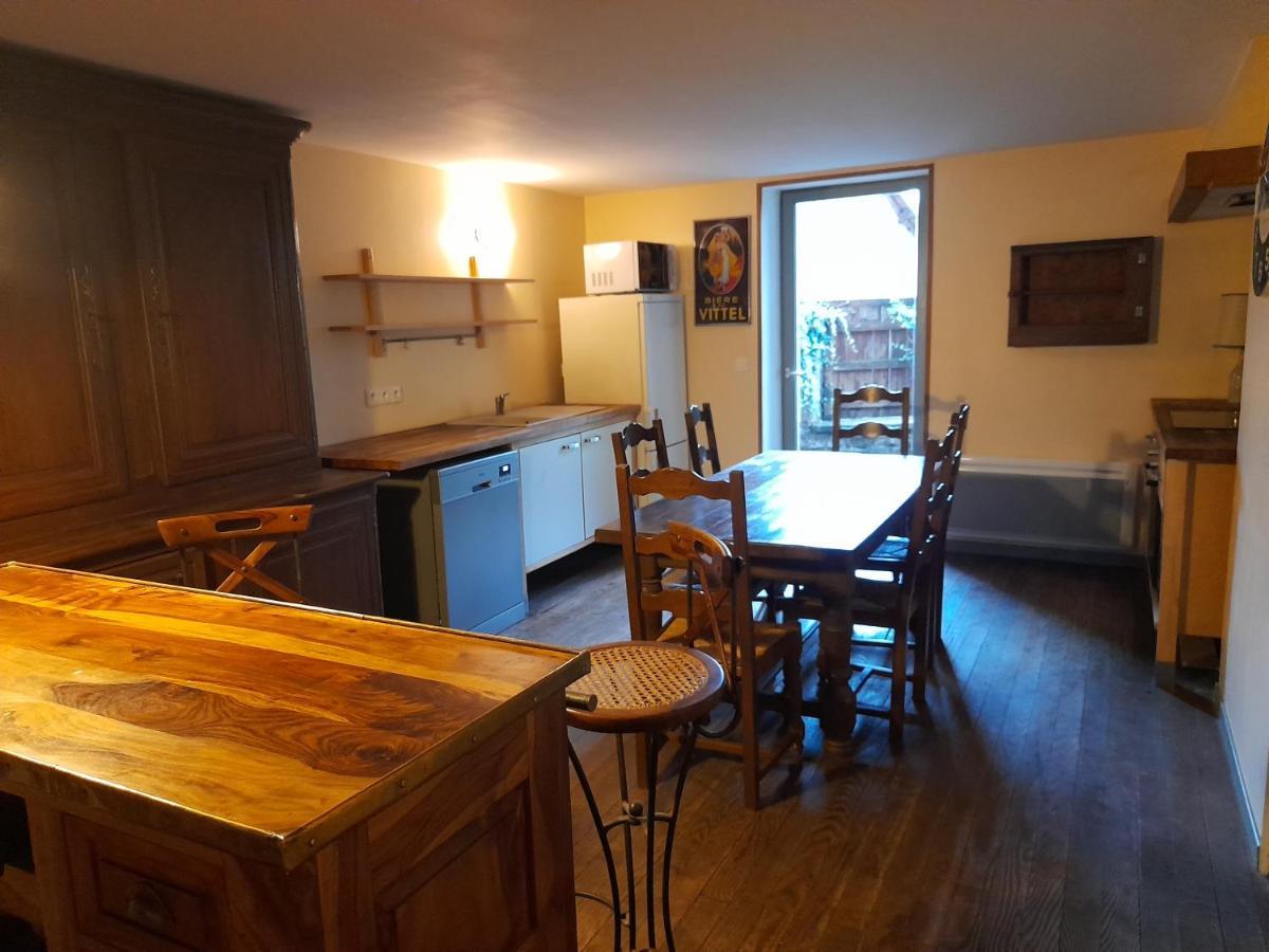 Gite Coeurdacier Monthureux-sur-Saône Exterior foto